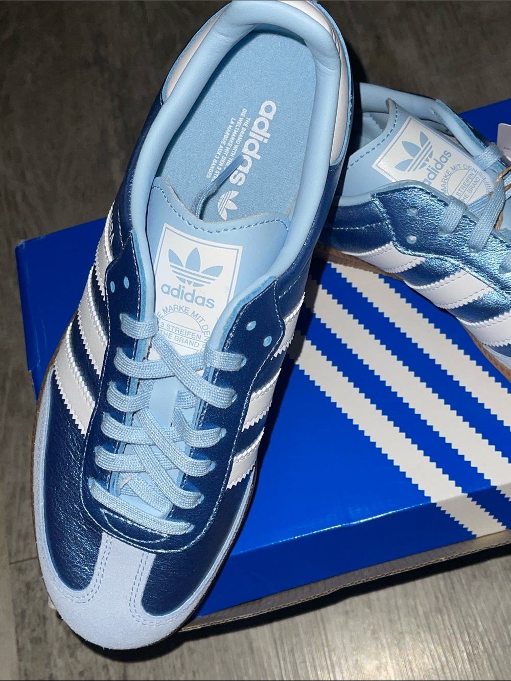 Adidas NWT NEW Samba OG J Metallic Light Blue & White Womens Sneakers size 7 - Picture 3 of 16